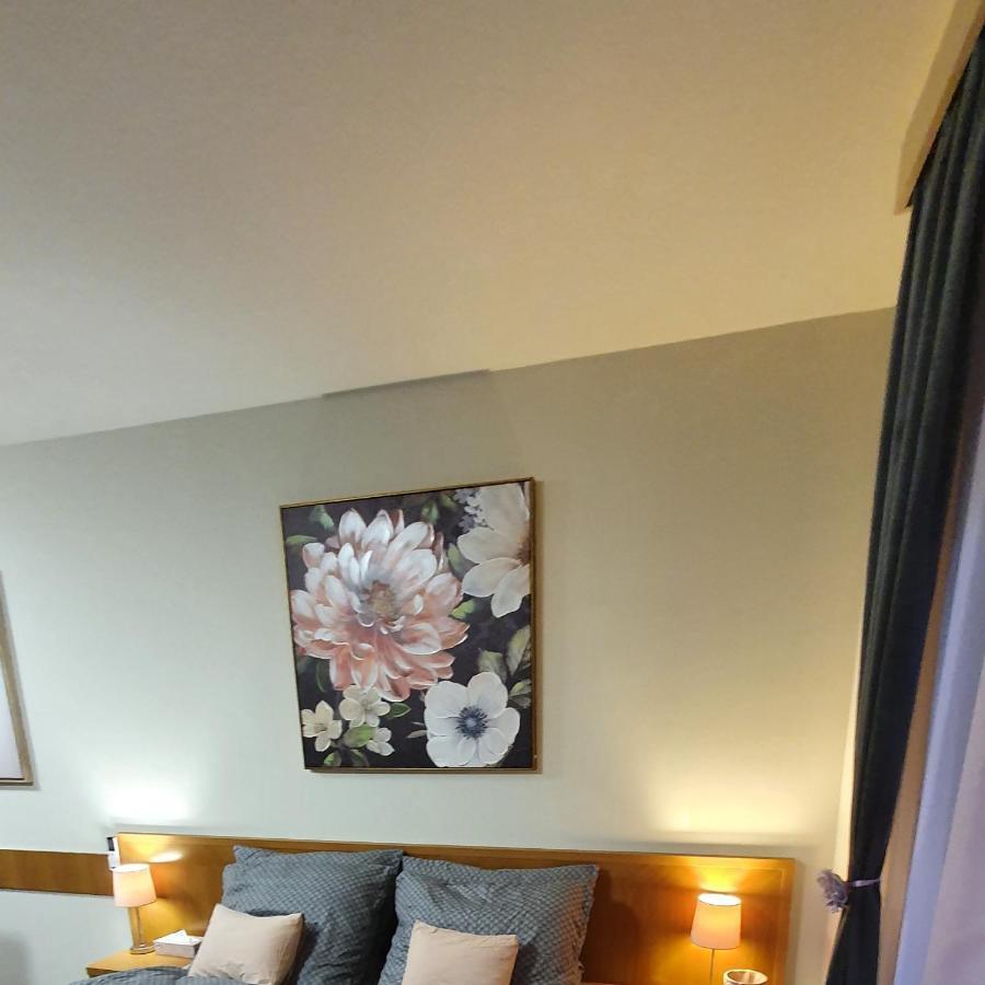 Relax Wellness Studio Hajduszoboszlo Daire Dış mekan fotoğraf
