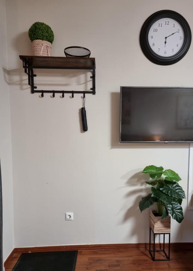 Relax Wellness Studio Hajduszoboszlo Daire Dış mekan fotoğraf