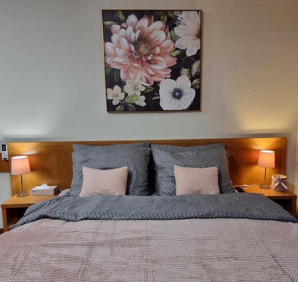Relax Wellness Studio Hajduszoboszlo Daire Dış mekan fotoğraf